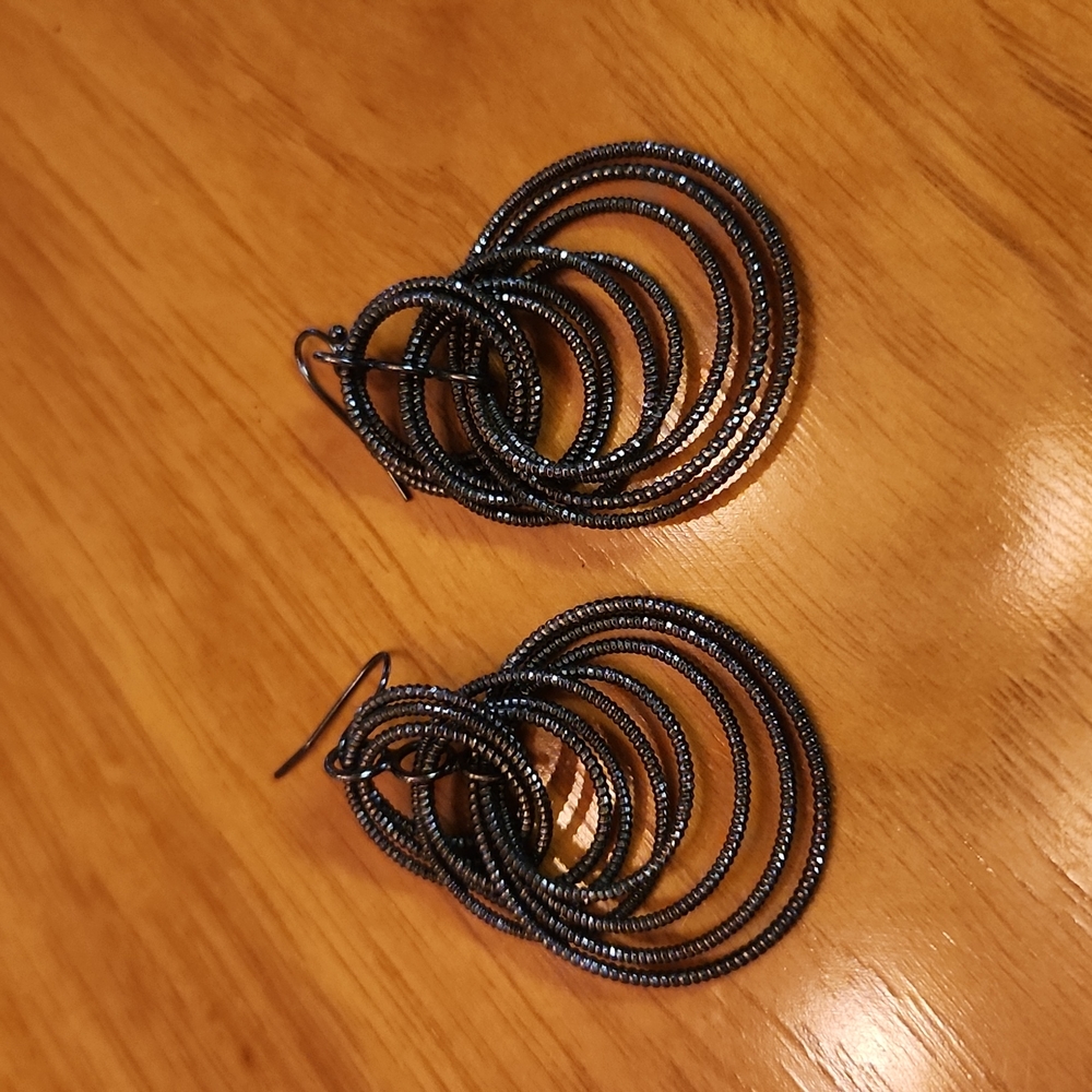 Black/Silver/Pewter Round Earrings, GUC